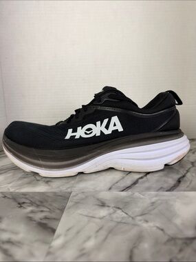 Hoka men’s bondi 8 running sneaker shoe.